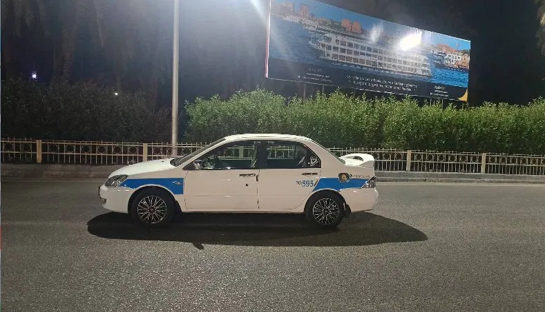 Night transfer taxi near the Nile cruise terminal in Luxor
